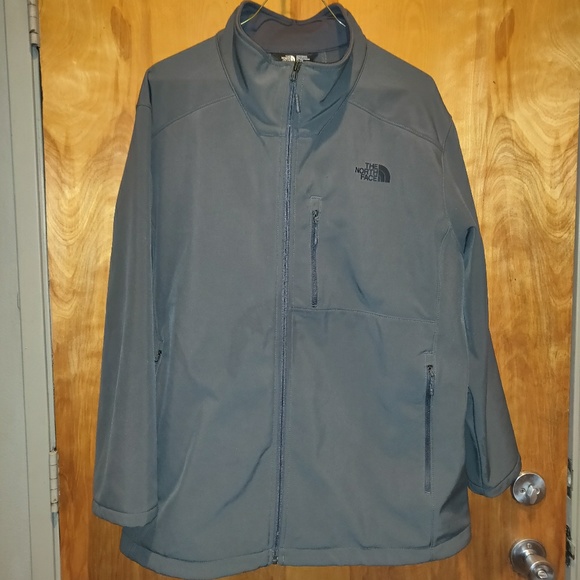 ❌SOLD❌NWOT Northface Waterproof Jacket - Picture 1 of 3